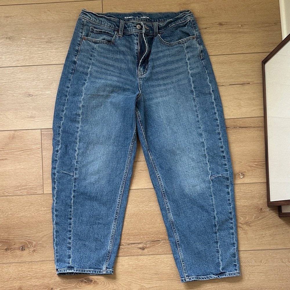 Old Navy Women's High Rise Barrel Cropped Blue Jeans